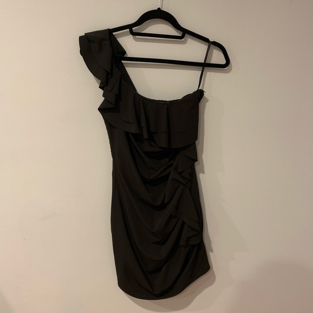Ark & Co. Black One Shoulder Ruffle Dress